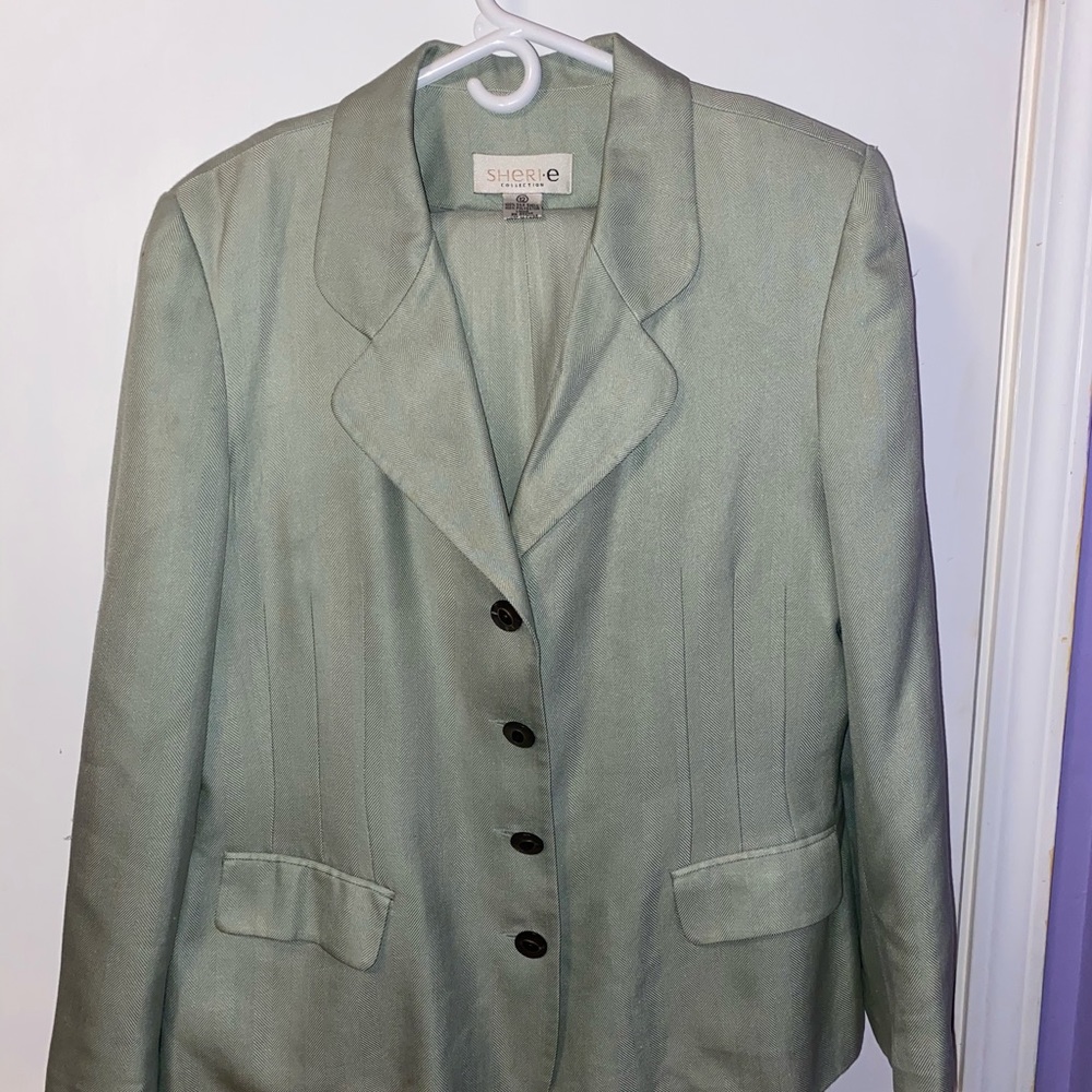 Women’s pantsuit
